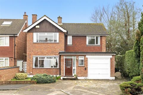 3 bed property, in Rickards Close, £925,000