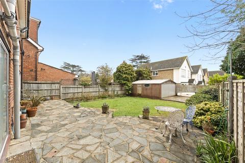 3 bed property, in Rickards Close, £925,000