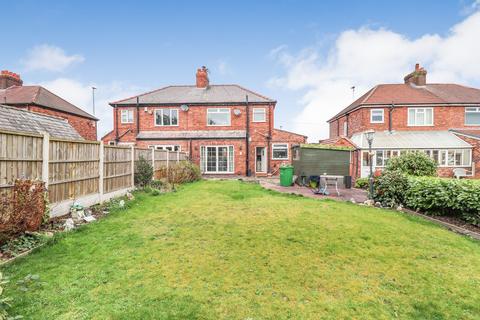 3 bed property, in Penketh Road, £250,000