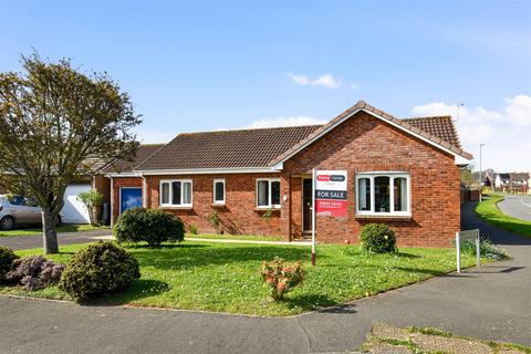 3 bed property, in Spindlebury, £385,000