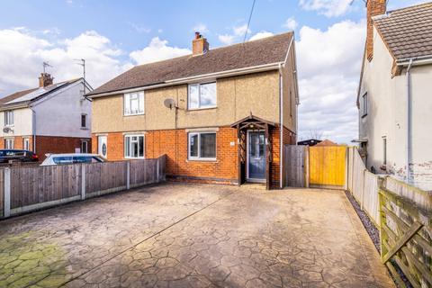 3 bed property, in Horbling Lane, £180,000