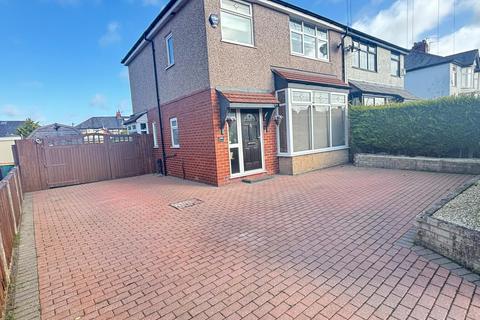 3 bed property, in Blackpool Road, £300,000