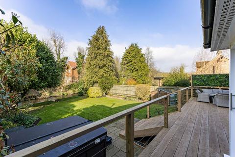 5 bed property, in Meads Lane, £1,150,000