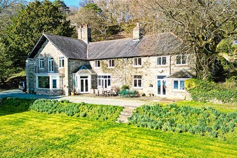 5 bed property, in Llanycil, £995,000