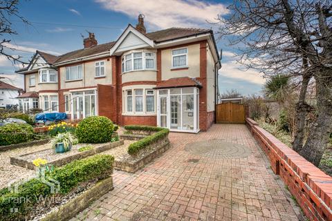 3 bed property, in St. Leonards Road East, £210,000