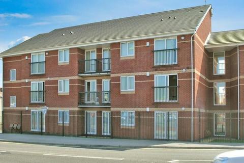 2 bed property, in Flat 21 Timperley Court, £70,000
