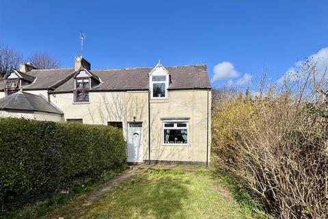 3 bed property, in Newton Hall Farm Cottages, £190,000
