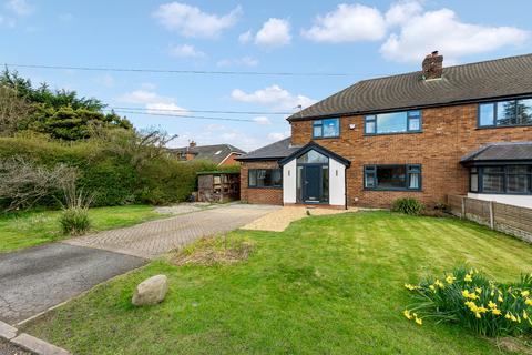 3 bed property, in Twiss Green Lane, £500,000