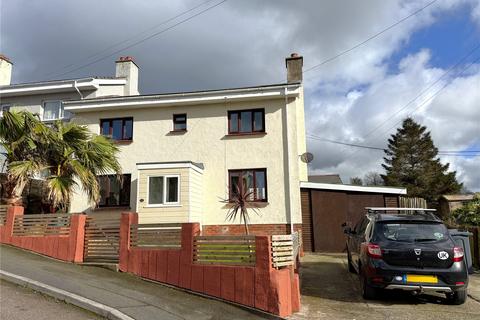 3 bed property, in Highfield Gardens, £249,950
