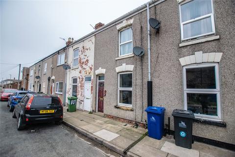 2 bed property, in Grafton Street, £46,950