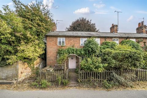 3 bed property, in The Green, £385,000