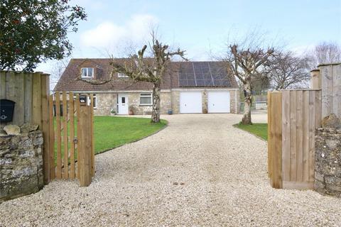 4 bed property, in Four bedroom house with land, £895,000