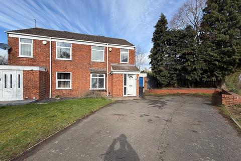 3 bed property, in Aldeford Drive, £250,000