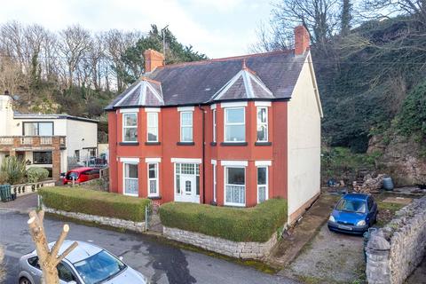 4 bed property, in Abergele Road, £415,000