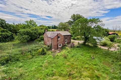 3 bed property, in White Hill Kirkbride, £260,000