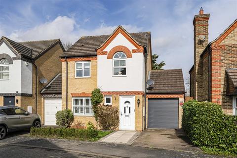 3 bed property, in The Hedgerows, £525,000