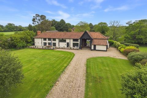 5 bed property, in Topcroft Street, £1,250,000