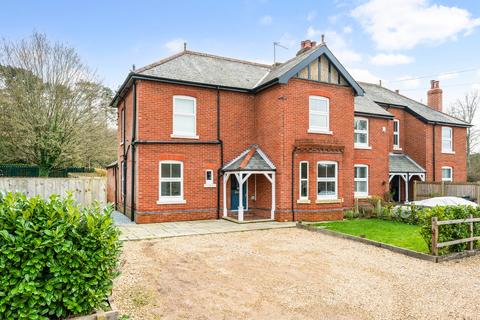 3 bed property, in SWANMORE - WITH PLANNING PERMISSION, £550,000