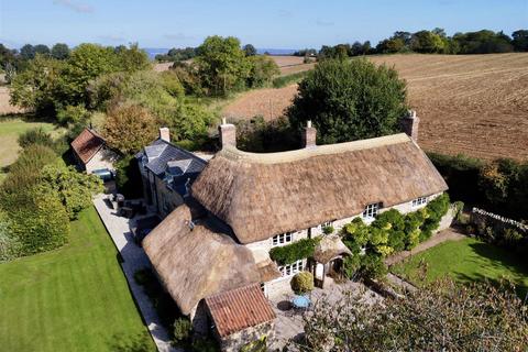 5 bed property, in Lowton, £1,800,000