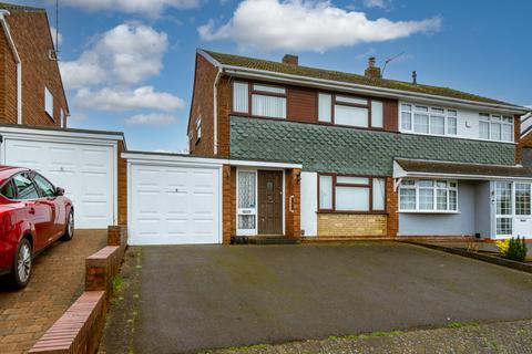 3 bed property, in Rangeways Road, £210,000