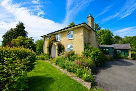 4 bed property, in Downwood Farmhouse Shobdon Leominster HR6 9NH, £550,000