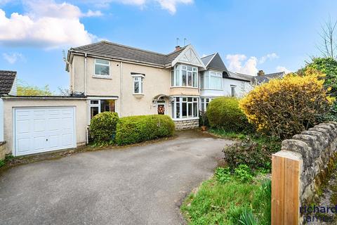 3 bed property, in Marlborough Road, £400,000