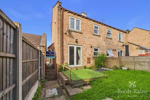 1 bed property, in Old School Mews, £110,000