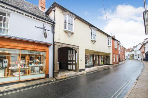 3 bed property, in Church Street, £500,000
