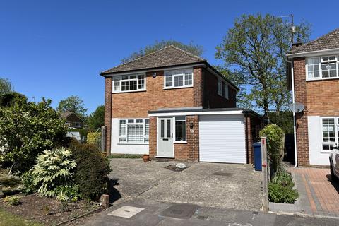 4 bed property, in Durnsford Way, £710,000