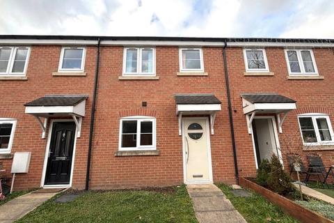 3 bed property, in Huntley Court, £166,250