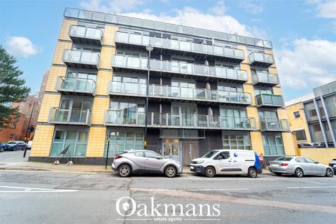 1 bed property, in Holliday Street, £120,000
