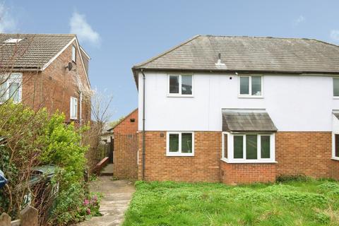 1 bed property, in Rutland Avenue, £240,000