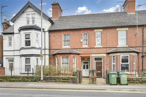 3 bed property, in Lichfield Road, £125,000