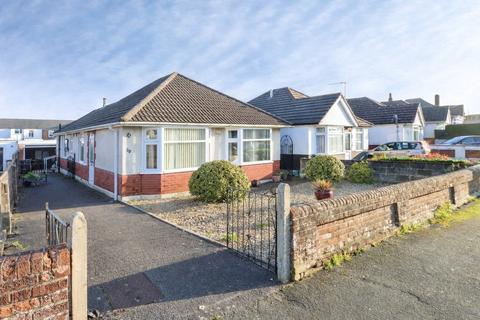 3 bed property, in Walton Road, £300,000