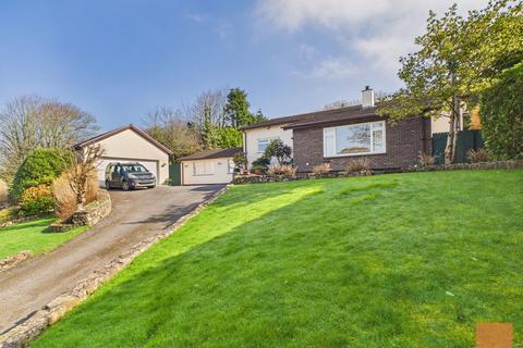 5 bed property, in Perrancoombe, £695,000
