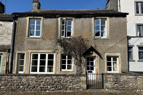3 bed property, in Skipton BD23, £395,000