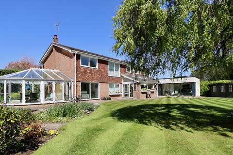 5 bed property, in Little Hollis, £1,600,000