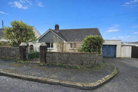 2 bed property, in Bratton Fleming, £340,000