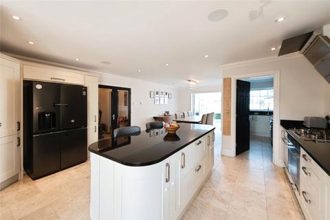 5 bed property, in Catisfield Road, £825,000