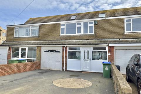 7 bed property, in Vernon Avenue, £415,000