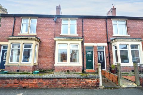 2 bed property, in Acklington Road, £162,000
