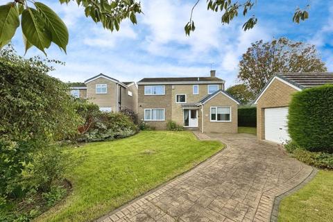 3 bed property, in The Croft, £330,000