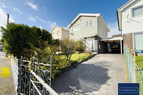 4 bed property, in Sycamore Close, £274,950
