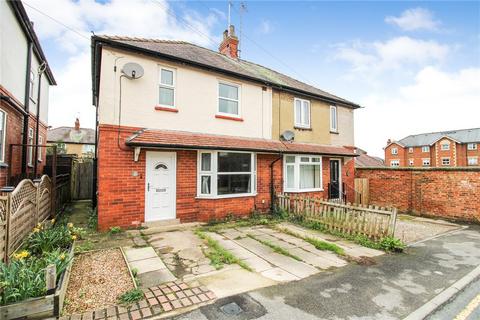3 bed property, in Whincup Grove, £265,000