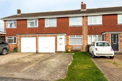 3 bed property, in Larch Close, £350,000