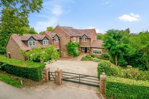 6 bed property, in Rookery Lane, £1,000,000