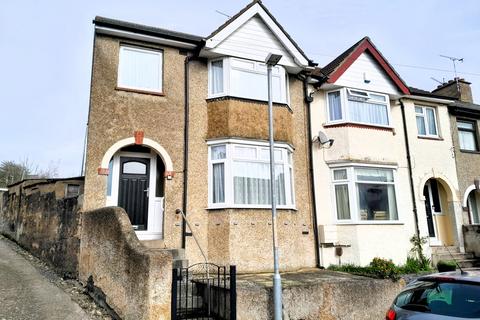 3 bed property, in Detling Road, £310,000