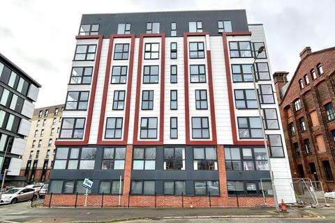 3 bed property, in Fox Street, £80,000