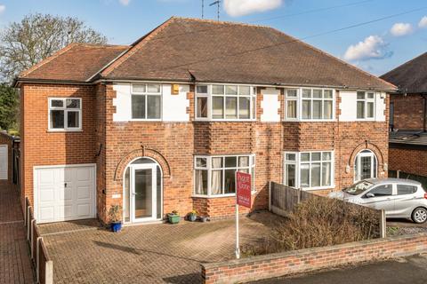 4 bed property, in Goodwood Road, £395,000