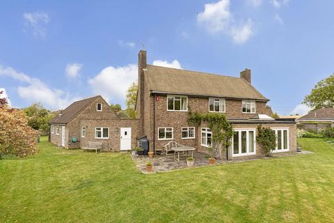 4 bed property, in Netton, £895,000
